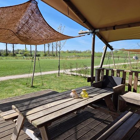 De Hazelaarshof Luxe Glampingtent Bij Natuurgebied De Millingerwaard Kekerdom 外观 照片